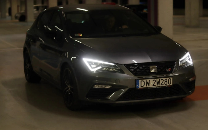 Seat Leon cena 105000 przebieg: 75000, rok produkcji 2017 z Opole małe 172